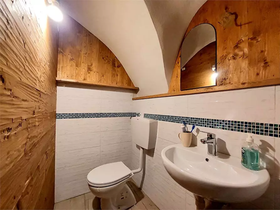 Immagine 9 di Casa indipendente in vendita  in Vi Madonna degli Angeli 46 a Ormea