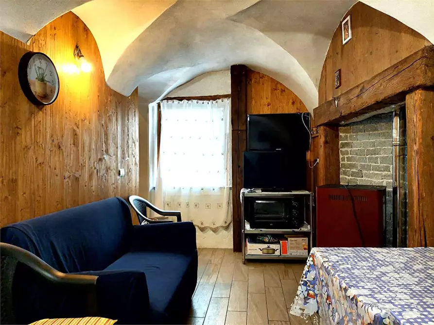 Immagine 3 di Casa indipendente in vendita  in Vi Madonna degli Angeli 46 a Ormea