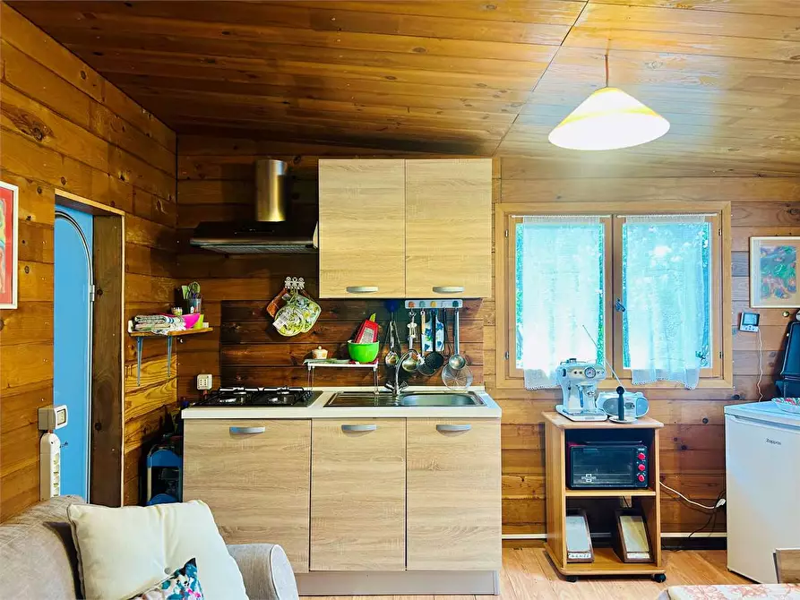 Immagine 2 di Dépendance in vendita  in Camping La Fattoria 8 a Pornassio