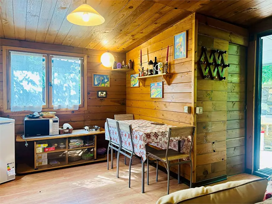 Immagine 4 di Dépendance in vendita  in Camping La Fattoria 8 a Pornassio