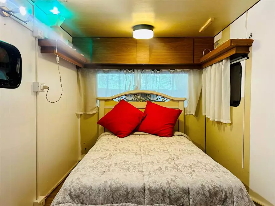 Immagine 8 di Dépendance in vendita  in Camping La Fattoria 8 a Pornassio