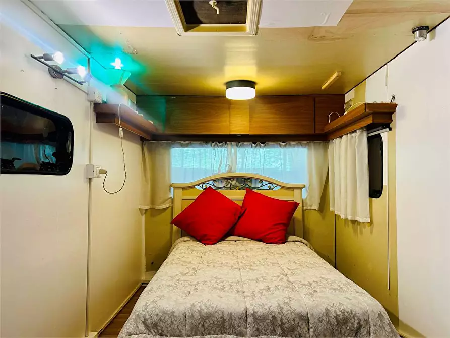 Immagine 9 di Dépendance in vendita  in Camping La Fattoria 8 a Pornassio