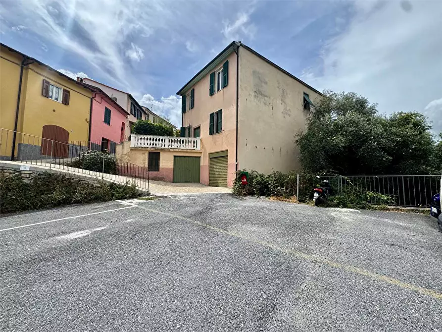 Immagine 12 di Casa indipendente in vendita  in Piazza Pietro Verano a Chiusavecchia