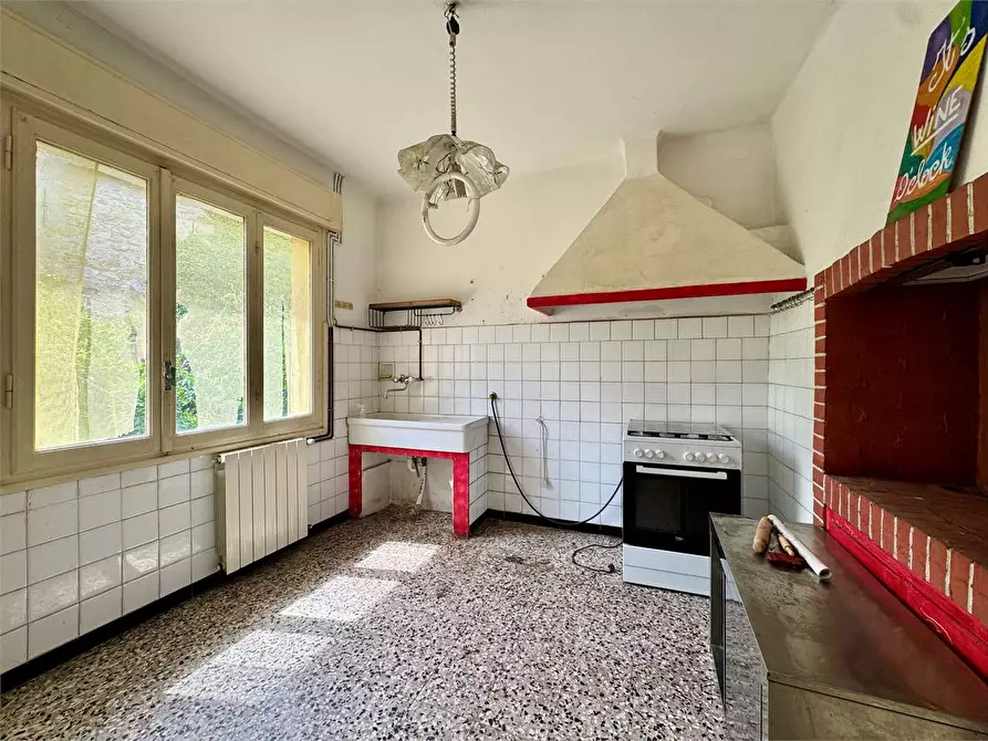 Immagine 27 di Casa indipendente in vendita  in Piazza Pietro Verano a Chiusavecchia