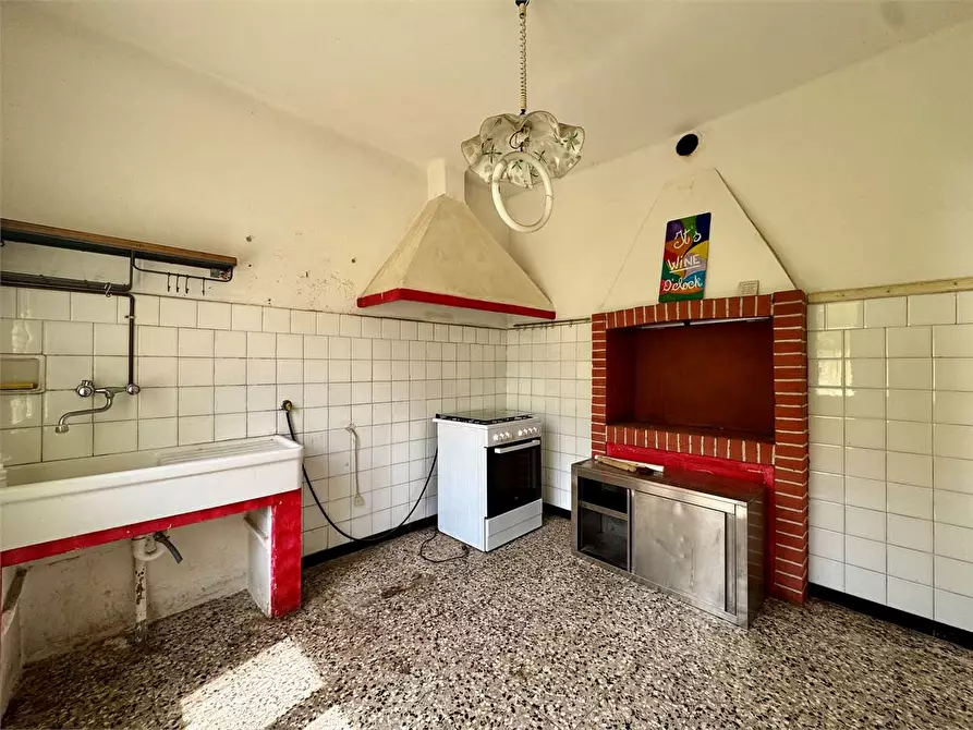 Immagine 28 di Casa indipendente in vendita  in Piazza Pietro Verano a Chiusavecchia