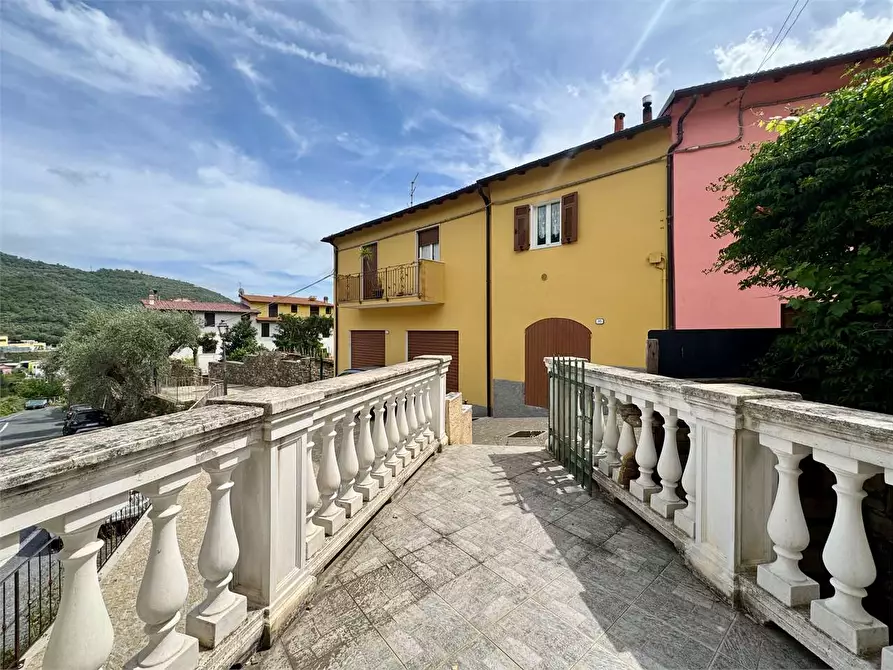 Immagine 42 di Casa indipendente in vendita  in Piazza Pietro Verano a Chiusavecchia