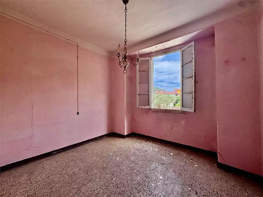 Immagine 48 di Casa indipendente in vendita  in Piazza Pietro Verano a Chiusavecchia