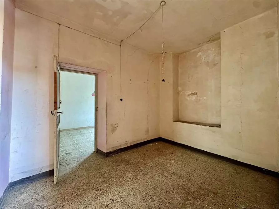 Immagine 50 di Casa indipendente in vendita  in Piazza Pietro Verano a Chiusavecchia
