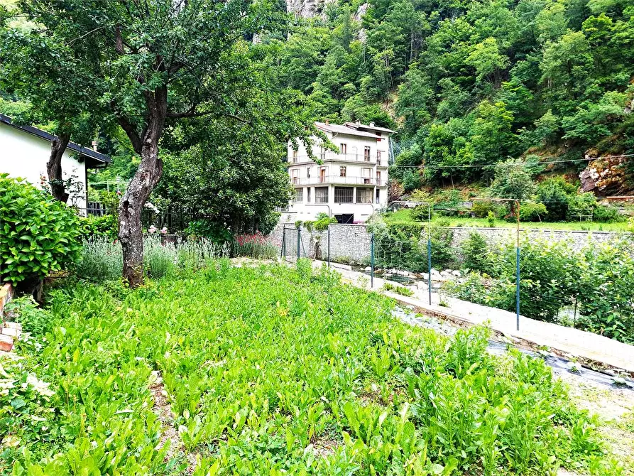 Immagine 71 di Appartamento in vendita  in Viale Cagna  66 a Ormea