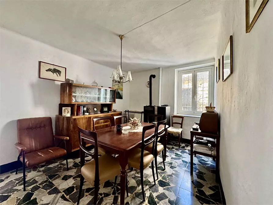 Immagine 15 di Casa indipendente in vendita  a Chiusanico