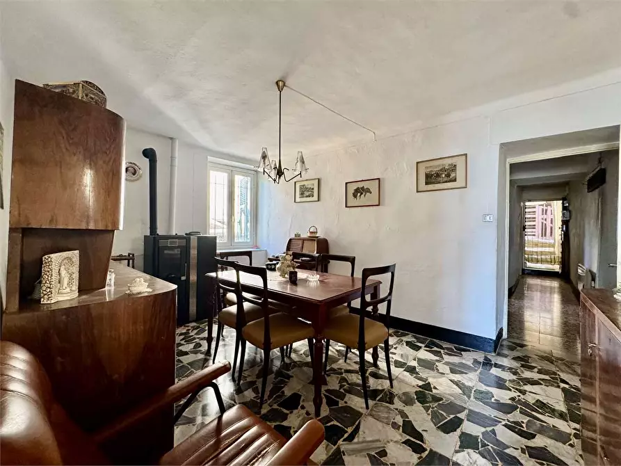 Immagine 17 di Casa indipendente in vendita  a Chiusanico