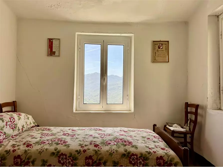 Immagine 28 di Casa indipendente in vendita  a Chiusanico