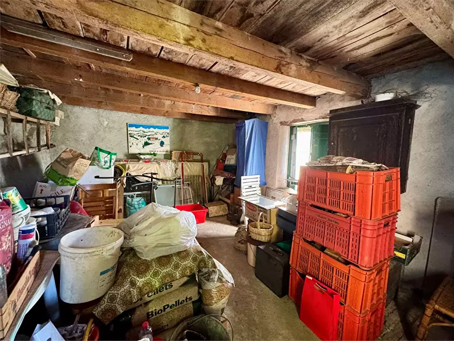 Immagine 39 di Casa indipendente in vendita  a Chiusanico