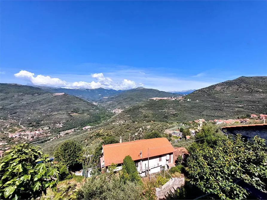 Immagine 58 di Stabile in vendita  in Via Umberto I  11 a Chiusanico
