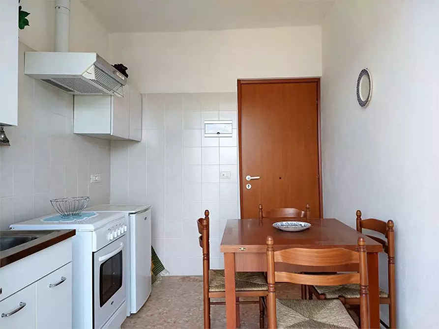 Immagine 59 di Stabile in vendita  in Via Umberto I  11 a Chiusanico