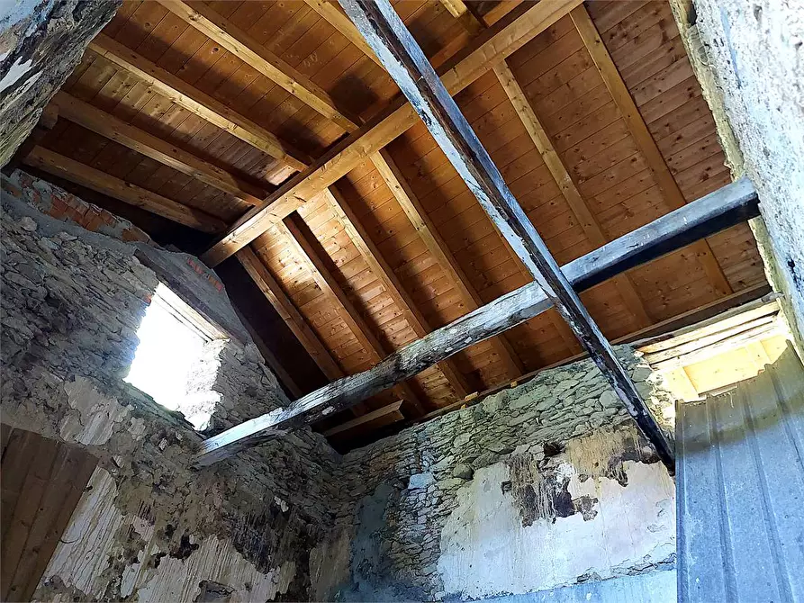 Immagine 43 di Rustico / casale in vendita  in Regione Piambernardo a Garessio