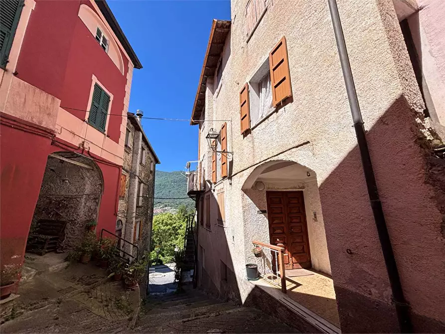 Immagine 38 di Appartamento in vendita  in Via Mendatica a Cosio D'arroscia