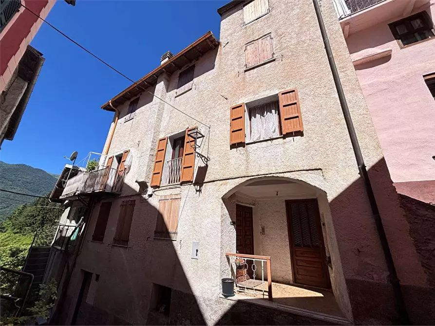 Immagine 35 di Appartamento in vendita  in Via Mendatica a Cosio D'arroscia
