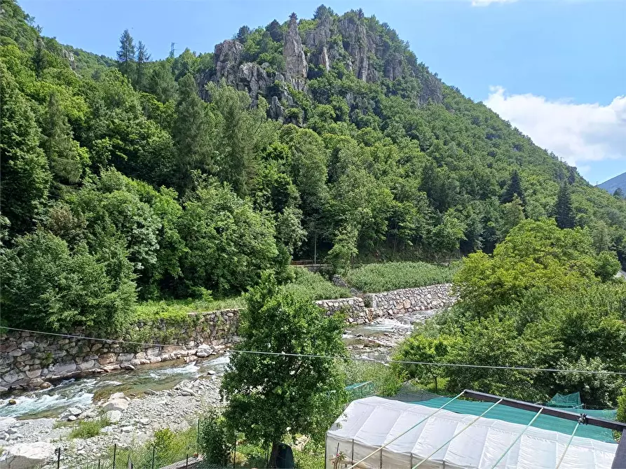 Immagine 31 di Appartamento in vendita  in Viale Cagna  66 a Ormea