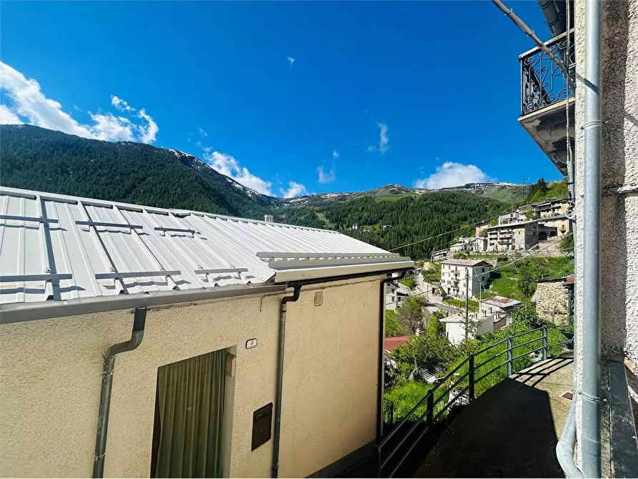 Immagine 3 di Casa indipendente in vendita  in Località Piaggia a Briga Alta