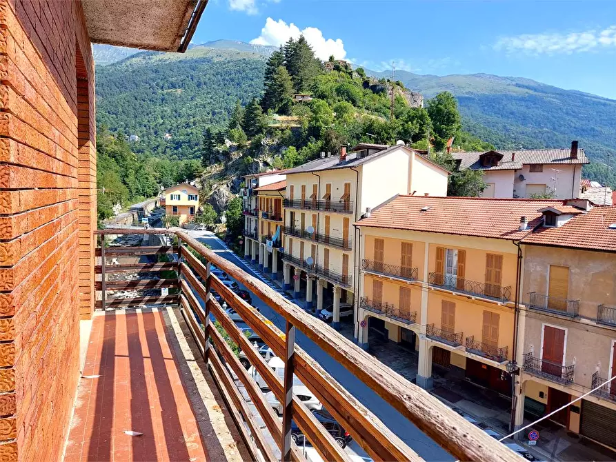 Immagine 15 di Appartamento in vendita  in Piazza della Libertà  7 a Ormea
