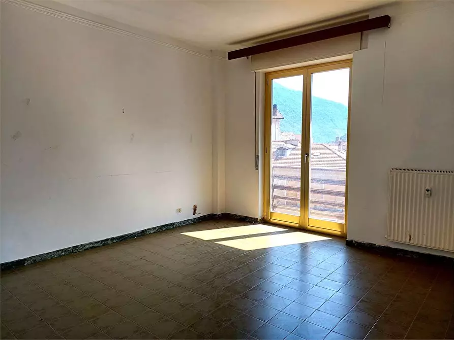 Immagine 17 di Appartamento in vendita  in Piazza della Libertà  7 a Ormea