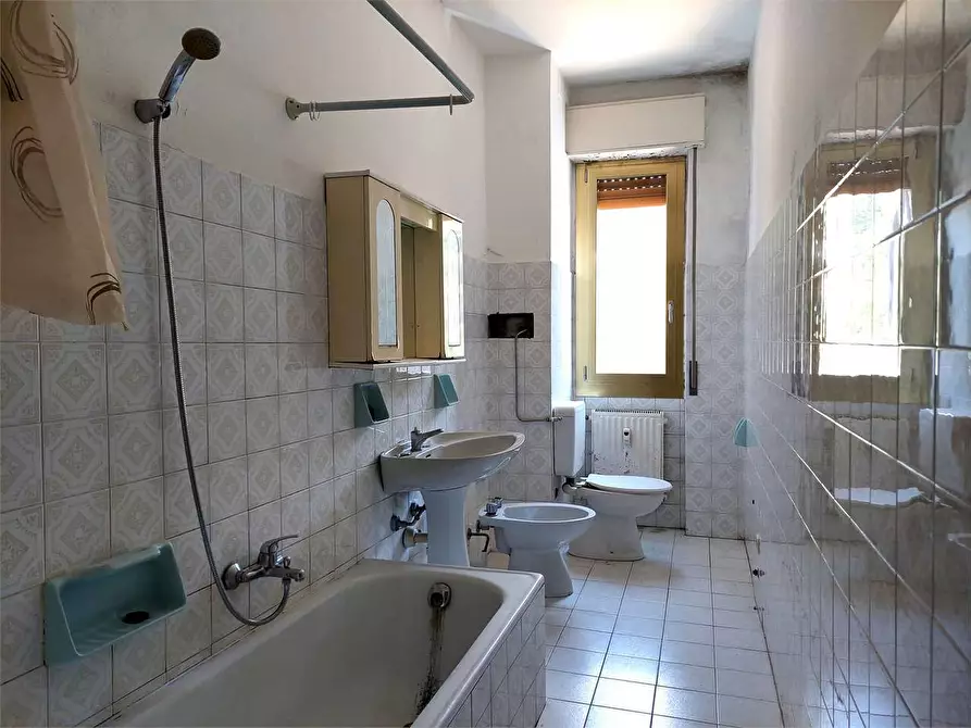 Immagine 23 di Appartamento in vendita  in Piazza della Libertà  7 a Ormea
