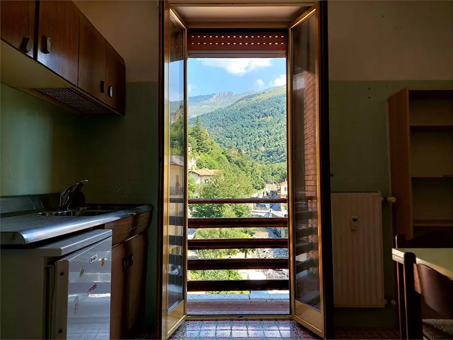 Immagine 1 di Appartamento in vendita  in Piazza della Libertà  7 a Ormea