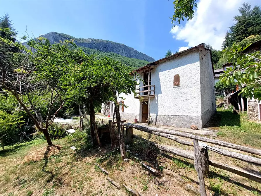 Immagine 1 di Casa indipendente in vendita  in Frazione Piambernardo a Garessio
