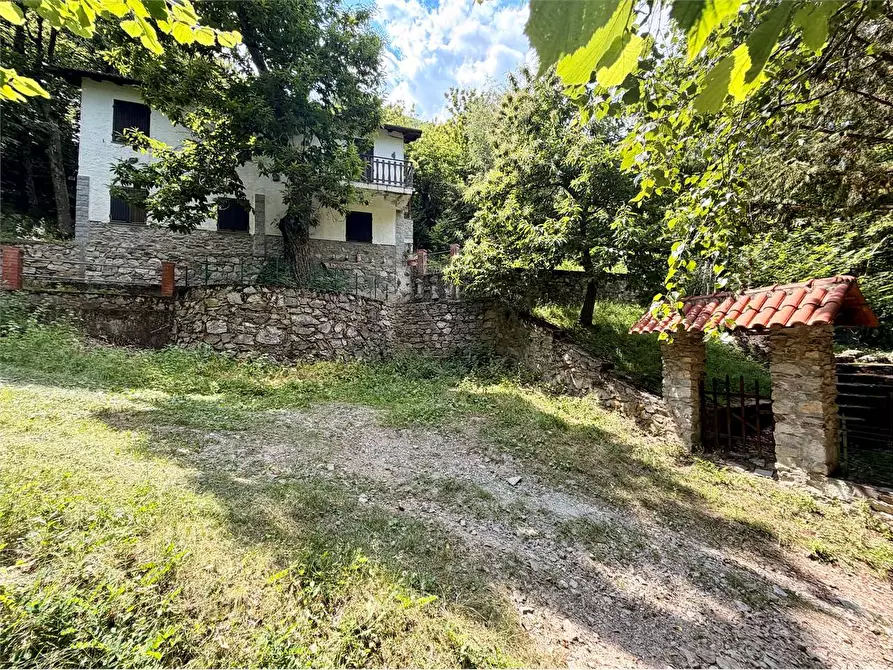 Immagine 55 di Casa indipendente in vendita  in Frazione Aimoni  a Ormea