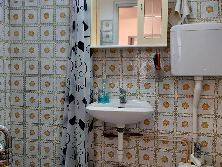 Immagine 14 di Appartamento in vendita  in Via Leopoldo Nobile 40 a Ceva
