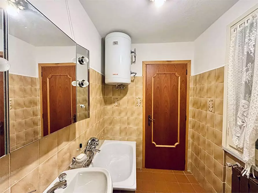 Immagine 35 di Quadrilocale in vendita  in Via Costa  20 a Armo
