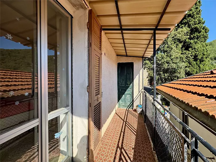 Immagine 30 di Casa indipendente in vendita  in Piazza Del Popolo 4 a Cesio