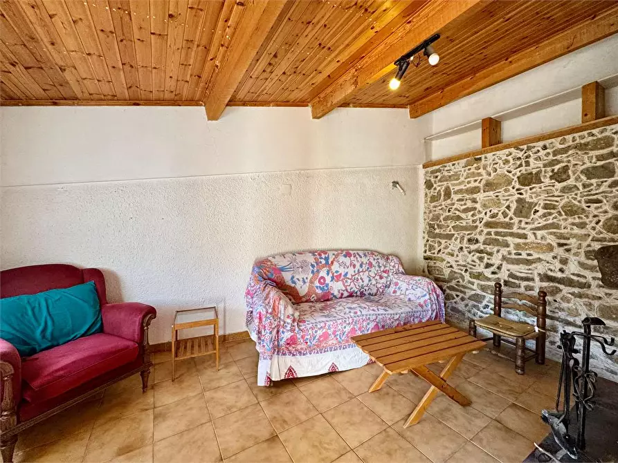 Immagine 12 di Casa indipendente in vendita  in Piazza Del Popolo 4 a Cesio
