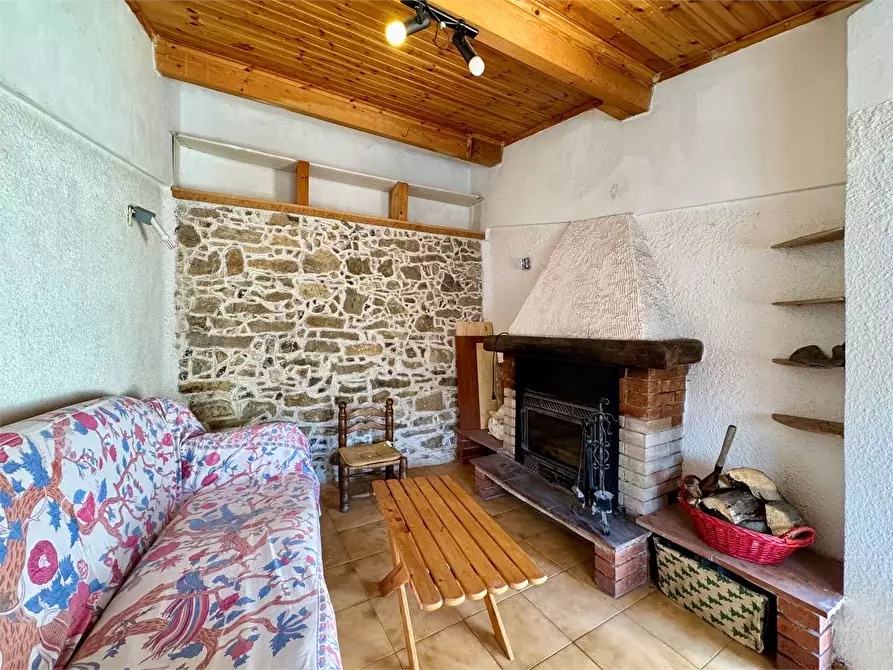 Immagine 11 di Casa indipendente in vendita  in Piazza Del Popolo 4 a Cesio