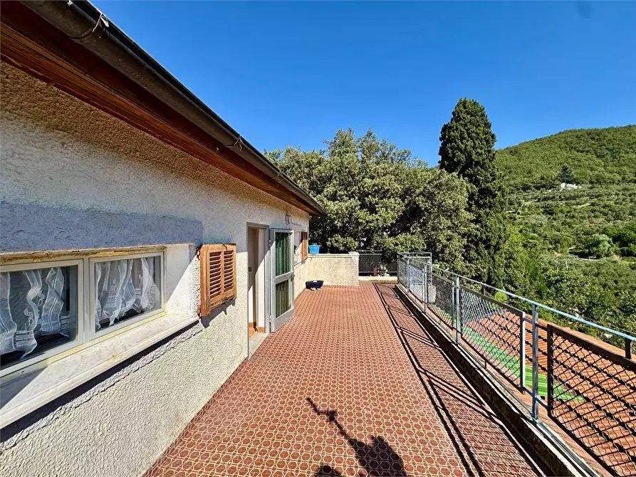 Immagine 5 di Casa indipendente in vendita  in Piazza Del Popolo 4 a Cesio