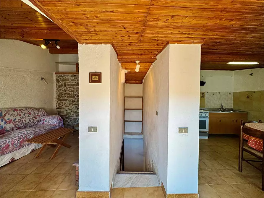 Immagine 9 di Casa indipendente in vendita  in Piazza Del Popolo 4 a Cesio