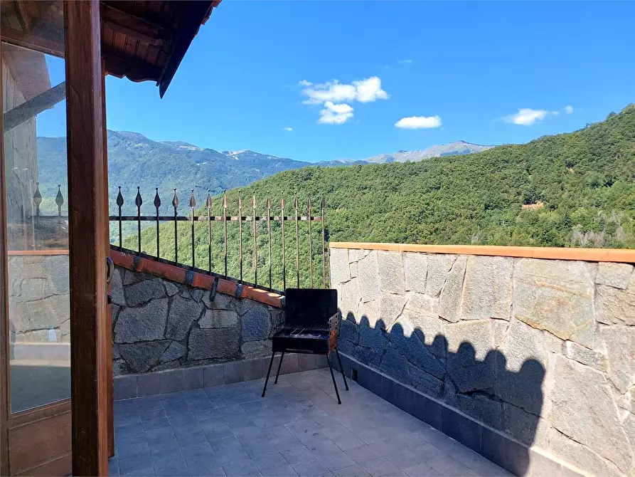 Immagine 2 di Casa indipendente in vendita  in Via Ottano  26 a Pornassio