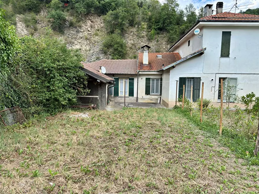 Immagine 4 di Appartamento in vendita  in Strada Provinciale 3 83 a Pornassio