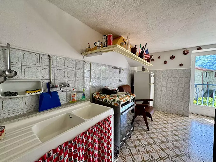 Immagine 9 di Casa indipendente in vendita  in Via Cavour 64 a Rezzo