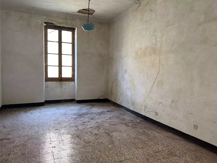 Immagine 33 di Appartamento in vendita  in Via Umberto 1 31 a Ranzo