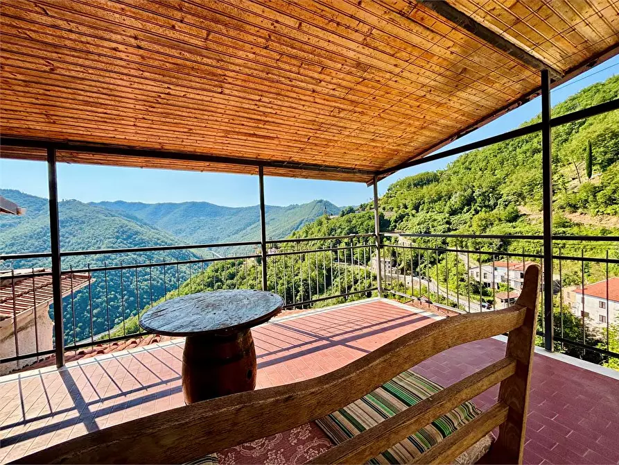 Immagine 5 di Casa indipendente in vendita  in Salita ai prati 3 a Pieve Di Teco