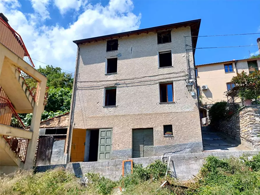 Immagine 2 di Casa indipendente in vendita  in Via Pieve di Teco  20 a Alto
