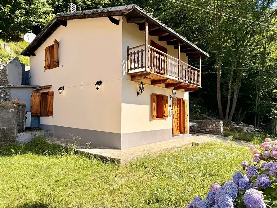Immagine 1 di Casa indipendente in vendita  in Località Tibidò Pronzai  a Ormea