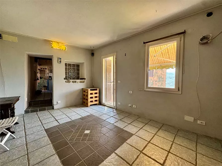Immagine 6 di Appartamento in vendita  in Via Dottor Giovanni Battista Novaro 57 a Chiusanico