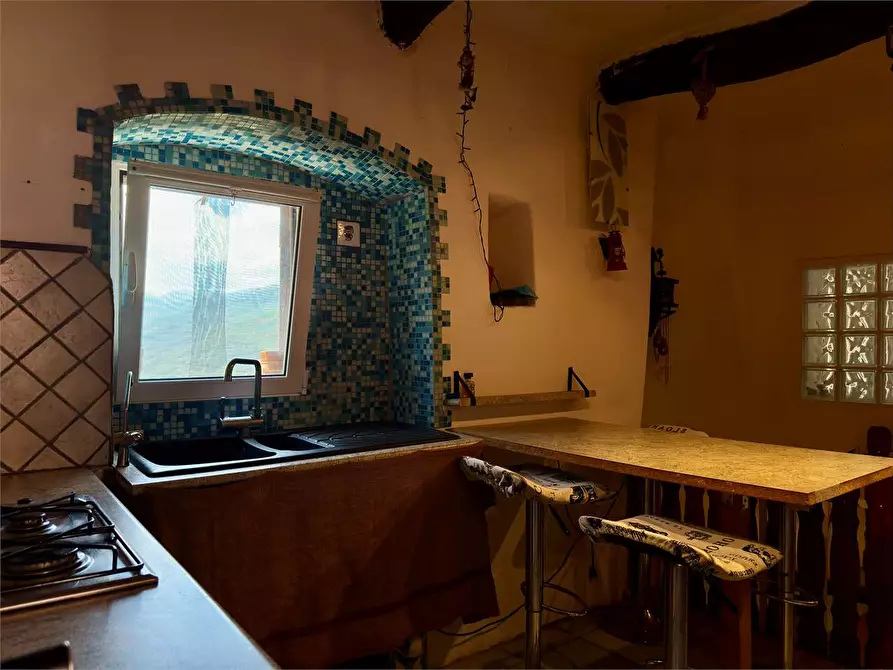 Immagine 13 di Appartamento in vendita  in Via Dottor Giovanni Battista Novaro 57 a Chiusanico