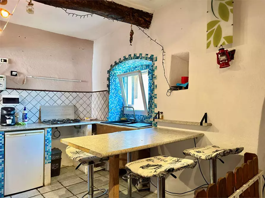 Immagine 11 di Appartamento in vendita  in Via Dottor Giovanni Battista Novaro 57 a Chiusanico