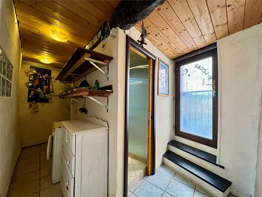 Immagine 16 di Appartamento in vendita  in Via Dottor Giovanni Battista Novaro 57 a Chiusanico