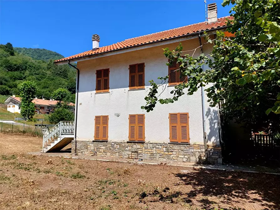 Immagine 37 di Casa indipendente in vendita  in Strada Statale 28 116 a Pornassio