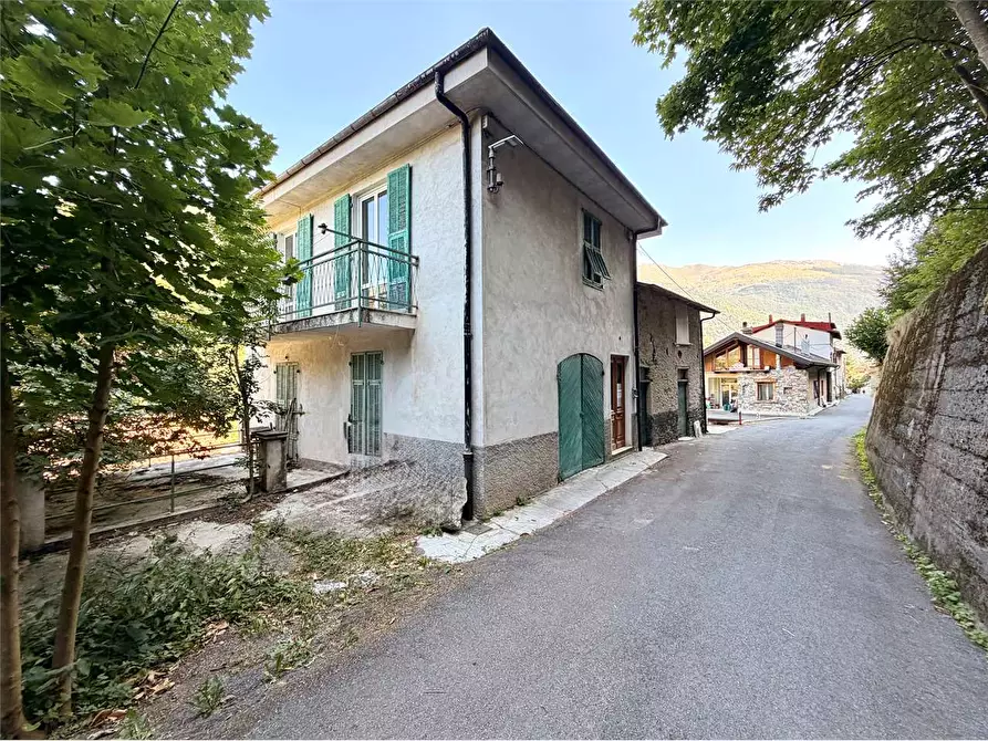 Immagine 2 di Casa indipendente in vendita  in Via San Bernardino  a Ormea